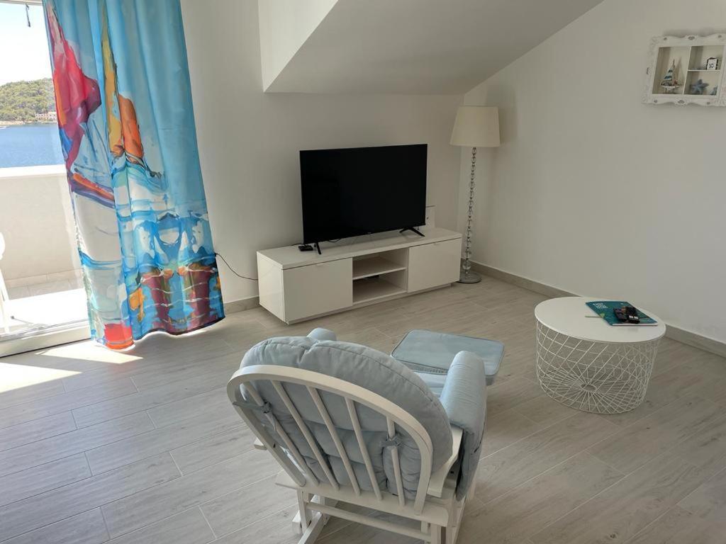 Apartments Losinj Sunset 木洛希尼 外观 照片