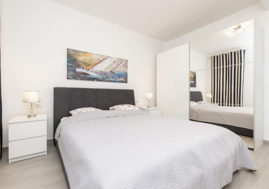 Apartments Losinj Sunset 木洛希尼 外观 照片
